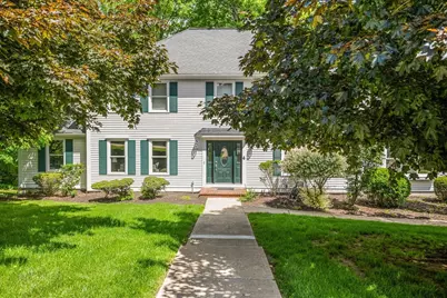 4 Skyview Dr, Walpole, MA 02081 - Photo 1