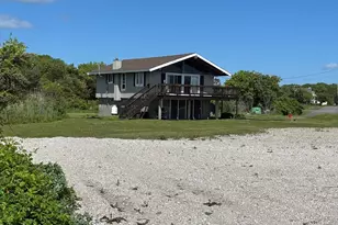 2 Starboard Dr, Fairhaven, MA 02719 - Photo 1