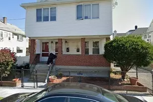 9 Francis St, Watertown, MA 02472 - Photo 1
