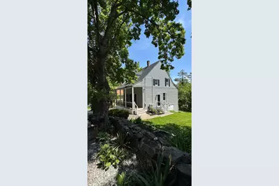18 Baldwin St, Worcester, MA 01604 - Photo 1