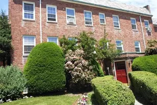 39 Commonwealth Ave, Newton, MA 02467 - Photo 1