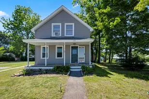 32 Middlesex Ave, Worcester, MA 01604 - Photo 1