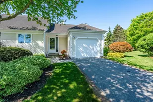 7 Masters Ct, Mashpee, MA 02649 - Photo 1