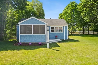 111 Hartford Rd, Marshfield, MA 02050 - Photo 1