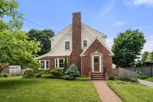 34 Pleasant St, Newton, MA 02465 - Photo 1