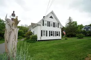 56 Cliff St, Plymouth, MA 02360 - Photo 1