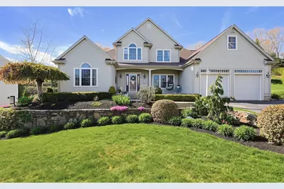 135 Pokanoket Path, Wrentham, MA 02093 - Photo 1
