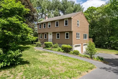 8 Spruce Rd, Medway, MA 02053 - Photo 1