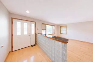 465 Fellsway E, Malden, MA 02148 - Photo 1