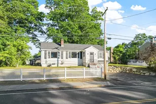 195 Lakeview Ave, Tyngsborough, MA 01879 - Photo 1