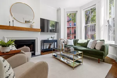 156 Worcester St #4, Boston, MA 02118 - Photo 1