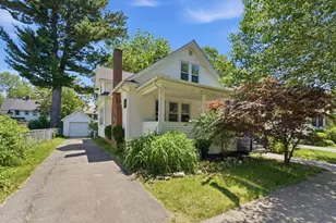 47 Thorndyke St, Springfield, MA 01118 - Photo 1