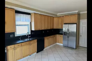 4 Seafoam Ave, Winthrop, MA 02152 - Photo 1
