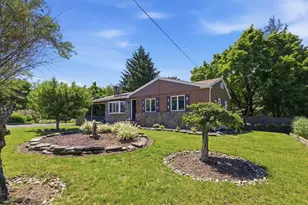 925 West St, Ludlow, MA 01056 - Photo 1