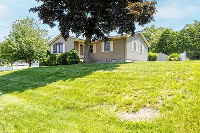 19 Moreau Ct, Chicopee, MA 01020 - Photo 1