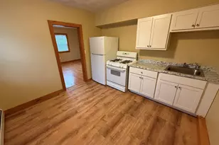 132 Hall St, Fall River, MA 02724 - Photo 1
