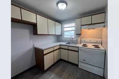 280 Dover St #5, Fall River, MA 02721 - Photo 1
