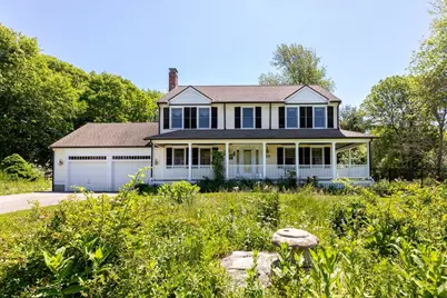 214 Presidential Dr, Abington, MA 02351 - Photo 1