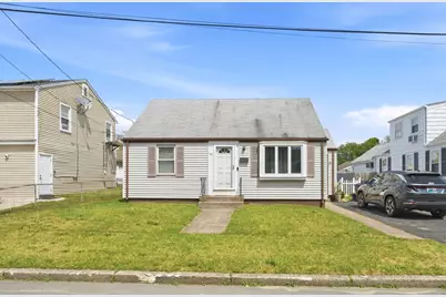 10 Jones Ave, Pawtucket, RI 02861 - Photo 1