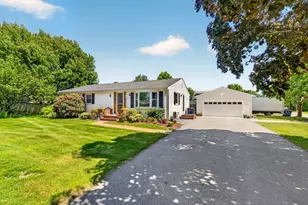 131 Spring St, Fairhaven, MA 02719 - Photo 1