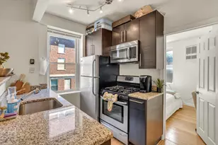 35 N Margin St, Boston, MA 02113 - Photo 1