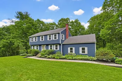 1 Leone Ln, Mendon, MA 01756 - Photo 1
