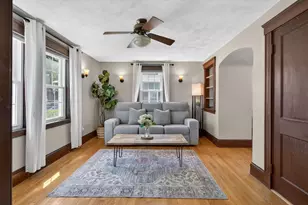 25 Pleasant St, Saugus, MA 01906 - Photo 1