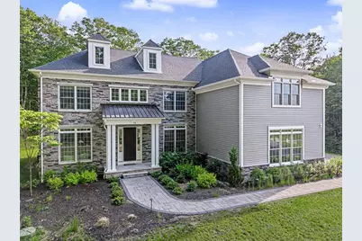 51 Chamberlain St, Hopkinton, MA 01748 - Photo 1