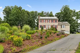 49 Larson Ave, Leominster, MA 01453 - Photo 1