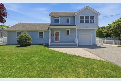 35 Kendrick Road, Wakefield, MA 01880 - Photo 1