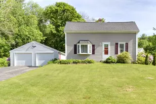 57 Charlton St, Leicester, MA 01542 - Photo 1