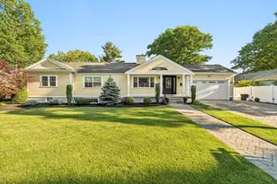 6 Suntaug St, Lynnfield, MA 01940 - Photo 1