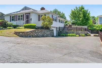 66 Overlook Rd, Marblehead, MA 01945 - Photo 1