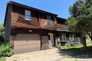 115 New Broadway, Westfield, MA 01085 - Photo 1