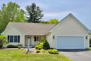 8 Beeston Ln, Methuen, MA 01844 - Photo 1