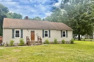 76 Nelson Cir, West Springfield, MA 01089 - Photo 1