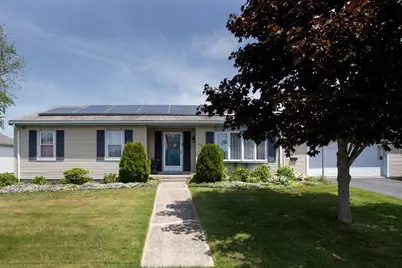 192 Calvin Ave, Somerset, MA 02726 - Photo 1
