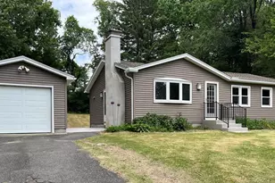 39 Jeffrey, Amherst, MA 01002 - Photo 1