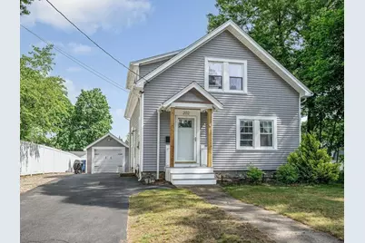 202 Salem St, Wakefield, MA 01880 - Photo 1