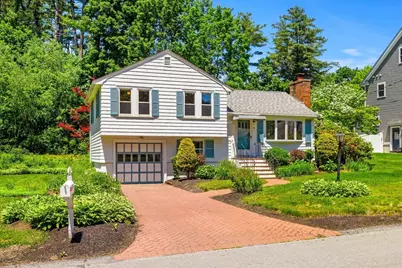 15 Pleasant St, Burlington, MA 01803 - Photo 1