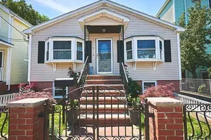 71 Oak St, Somerville, MA 02143 - Photo 1