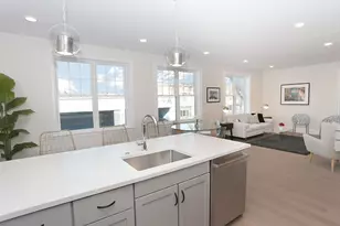 336 Chelsea, Boston, MA 02128 - Photo 1