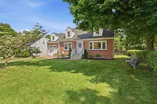 82 Lincoln Park, Longmeadow, MA 01106 - Photo 1