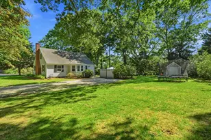 32 Wadsworth Rd, Duxbury, MA 02332 - Photo 1