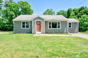827 Nashua Rd, Dracut, MA 01826 - Photo 1