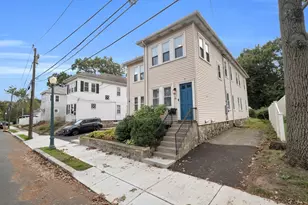 6 Stirling St, Andover, MA 01810 - Photo 1