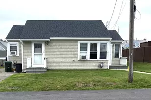 28 Constitution Rd, Marshfield, MA 02050 - Photo 1