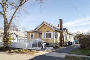 34 Glendale Ave, Peabody, MA 01960 - Photo 1