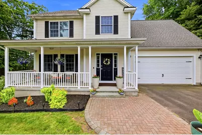 17 Homestead St, Palmer, MA 01069 - Photo 1
