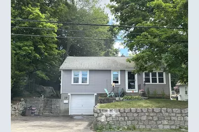 19 Granite St, Uxbridge, MA 01569 - Photo 1